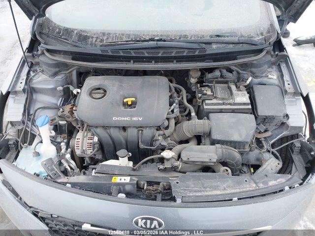 3KPFL4A75JE274551 KIA Forte Lx/s