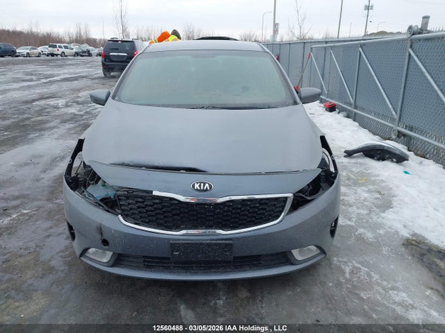 3KPFL4A75JE274551 KIA Forte Lx/s