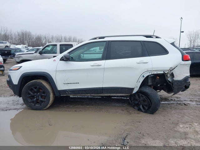 1C4PJMBX0JD616417 Jeep Cherokee Trailhawk