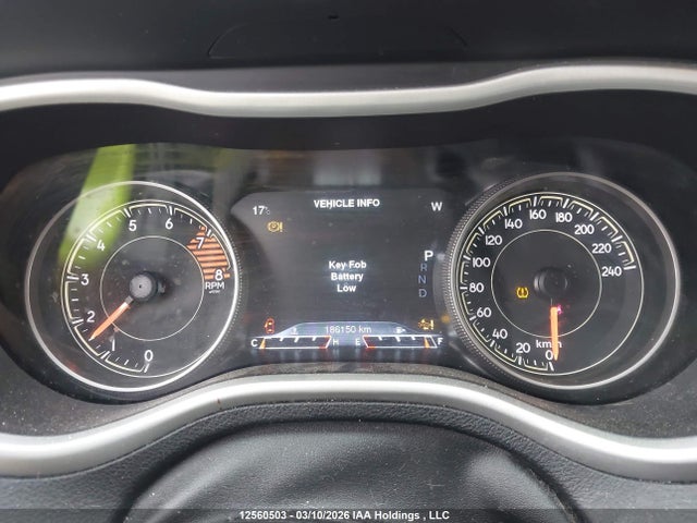 1C4PJMBX0JD616417 Jeep Cherokee Trailhawk