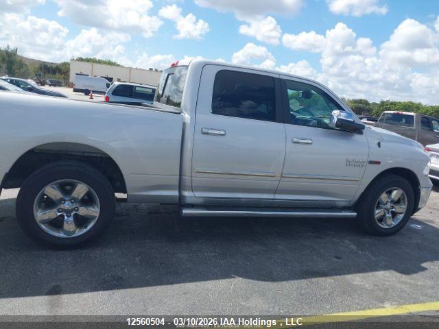 1C6RR7TM2GS388651 RAM 1500 Slt