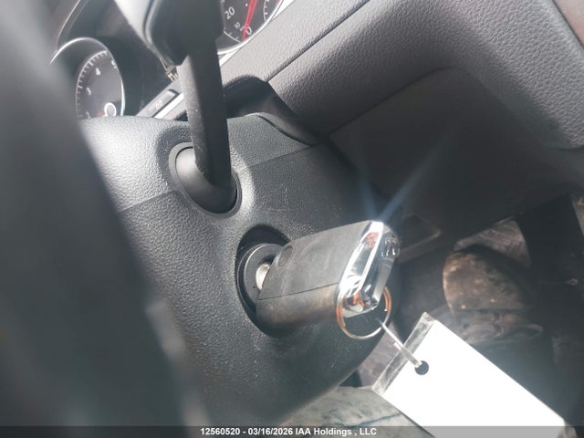 12560520 :رقم المزاد ، 3VW217AU5FM075554 vin ، 2015 Volkswagen Golf 1.8 Tsi Comfortline/1.8 Tsi Highline/1.8 Tsi Trendline مزاد بيع