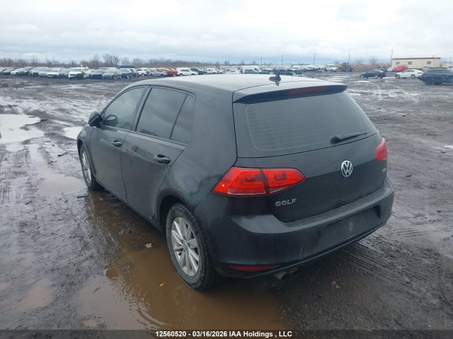 12560520 :رقم المزاد ، 3VW217AU5FM075554 vin ، 2015 Volkswagen Golf 1.8 Tsi Comfortline/1.8 Tsi Highline/1.8 Tsi Trendline مزاد بيع