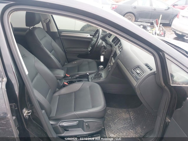 12560520 :رقم المزاد ، 3VW217AU5FM075554 vin ، 2015 Volkswagen Golf 1.8 Tsi Comfortline/1.8 Tsi Highline/1.8 Tsi Trendline مزاد بيع