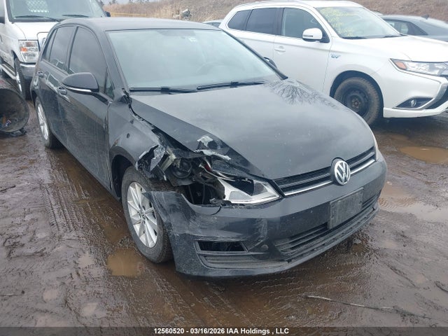 12560520 :رقم المزاد ، 3VW217AU5FM075554 vin ، 2015 Volkswagen Golf 1.8 Tsi Comfortline/1.8 Tsi Highline/1.8 Tsi Trendline مزاد بيع