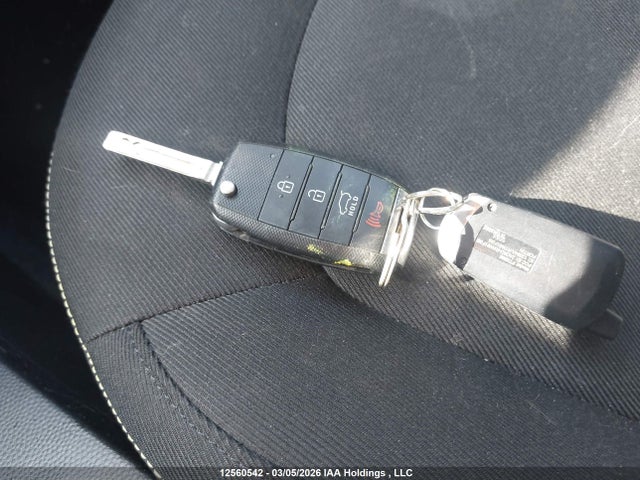 12560542 :رقم المزاد ، KNDJP3A52F7195787 vin ، 2015 Kia Soul + مزاد بيع
