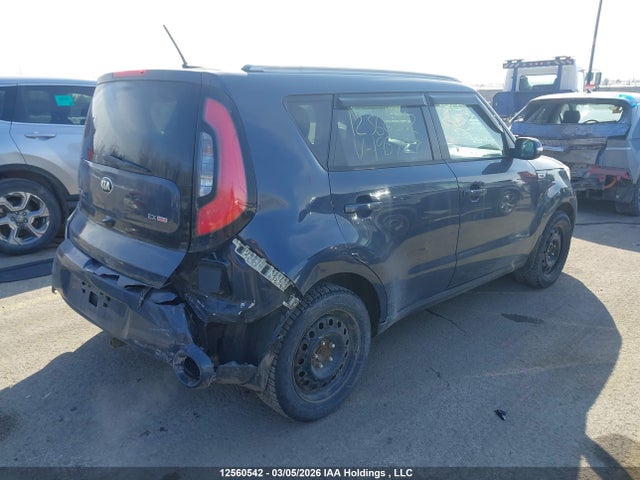 12560542 :رقم المزاد ، KNDJP3A52F7195787 vin ، 2015 Kia Soul + مزاد بيع