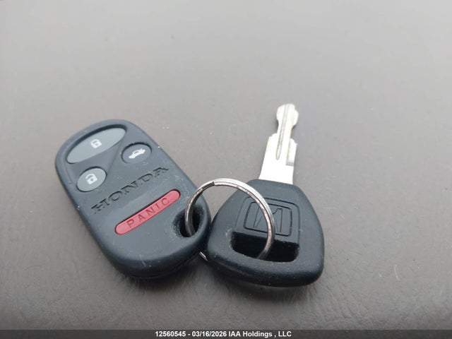 12560545 :رقم المزاد ، 1HGCG56662A813648 vin ، 2002 Honda Accord Ex مزاد بيع