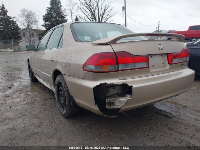 12560545 :رقم المزاد ، 1HGCG56662A813648 vin ، 2002 Honda Accord Ex مزاد بيع