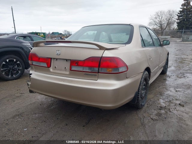 12560545 :رقم المزاد ، 1HGCG56662A813648 vin ، 2002 Honda Accord Ex مزاد بيع