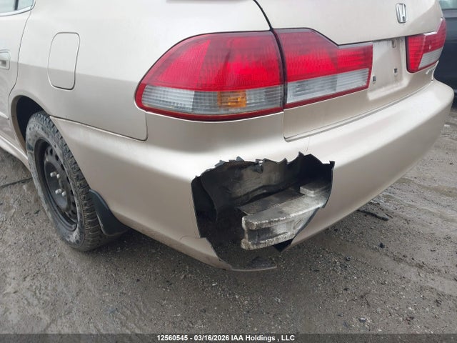 12560545 :رقم المزاد ، 1HGCG56662A813648 vin ، 2002 Honda Accord Ex مزاد بيع