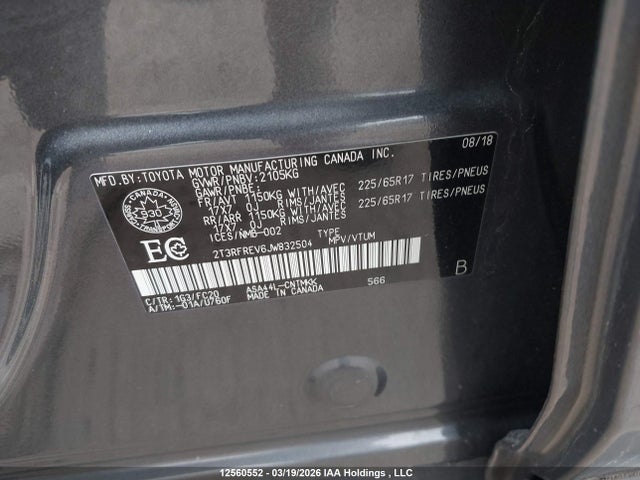 12560552 :رقم المزاد ، 2T3RFREV6JW832504 vin ، 2018 Toyota Rav4 Xle مزاد بيع