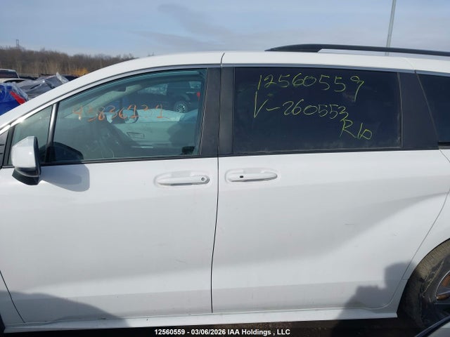 12560559 :رقم المزاد ، 5TDGRKEC8SS260553 vin ، 2025 Toyota Sienna مزاد بيع