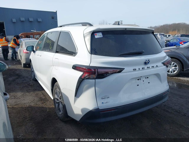 12560559 :رقم المزاد ، 5TDGRKEC8SS260553 vin ، 2025 Toyota Sienna مزاد بيع