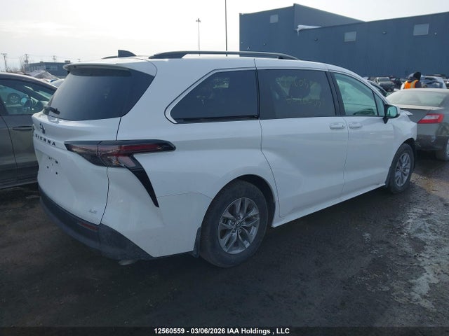 12560559 :رقم المزاد ، 5TDGRKEC8SS260553 vin ، 2025 Toyota Sienna مزاد بيع