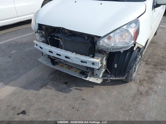 ML32A4HJ9FH006029 Mitsubishi MIRAGE ES