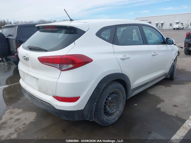 KM8J23A48JU648046 Hyundai Tucson Base 2.0l