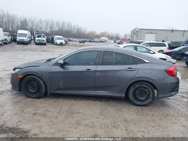 Aukcja sprzedaży 2017 Honda Civic Lx, vin: 2HGFC2F57HH018228, numer aukcji: 12560576