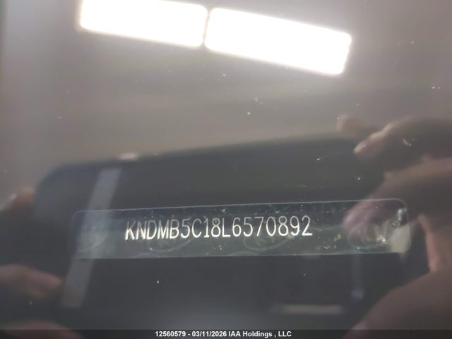 KNDMB5C18L6570892 KIA Sedona Lx/ex