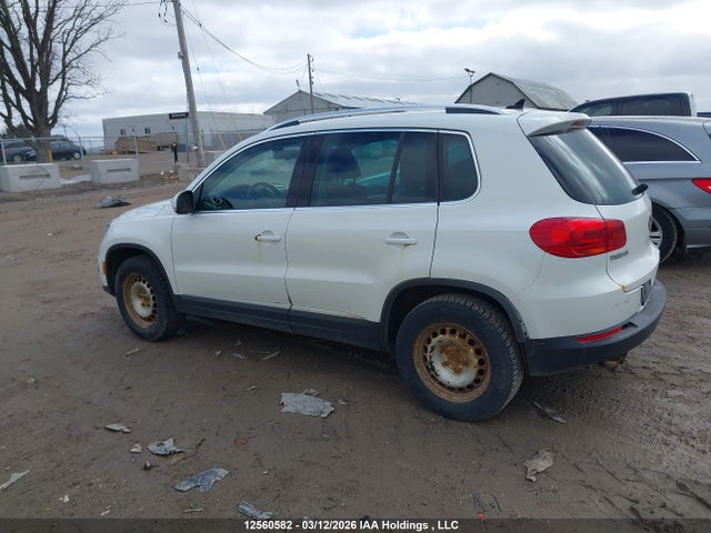 WVGJV7AX3FW543659 Volkswagen Tiguan S/se/sel/r-line