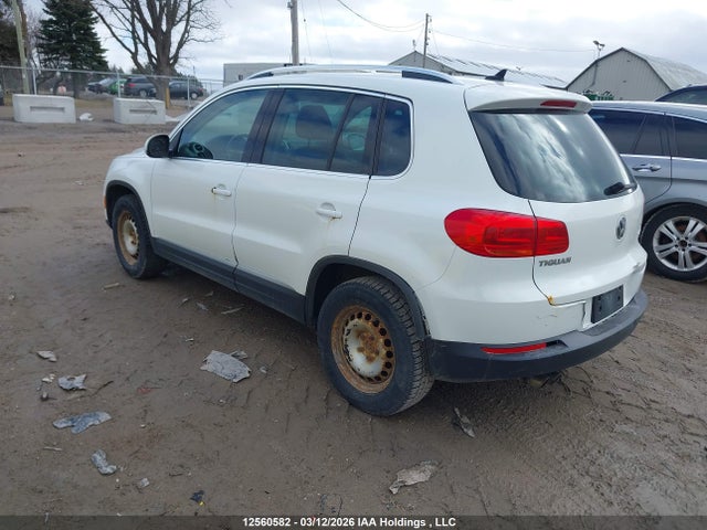 WVGJV7AX3FW543659 Volkswagen Tiguan S/se/sel/r-line