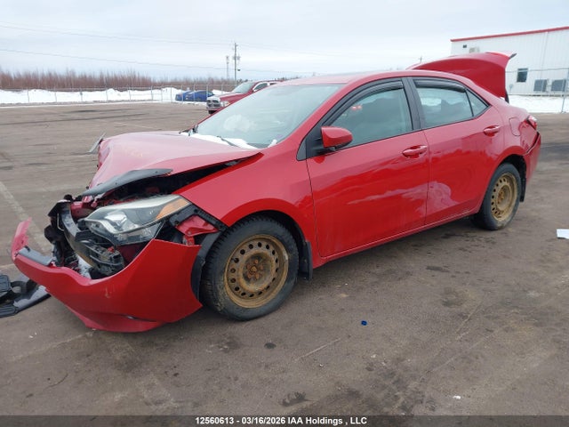 12560613 :رقم المزاد ، 2T1BURHE7FC247130 vin ، 2015 Toyota Corolla L/le/le Pls/prm/s/s Pls مزاد بيع