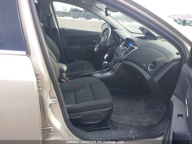 1G1PC5SB6E7391812 Chevrolet CRUZE LT