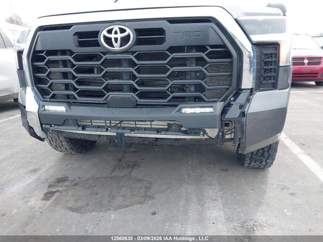 Продаж на аукціоні авто 2022 Toyota Tundra, vin: 5TFLA5DB6NX006516, номер лоту: 12560638