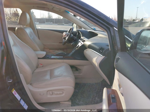 12560641 :رقم المزاد ، 2T2BK1BA7FC311658 vin ، 2015 Lexus Rx 350/base/f Sport مزاد بيع