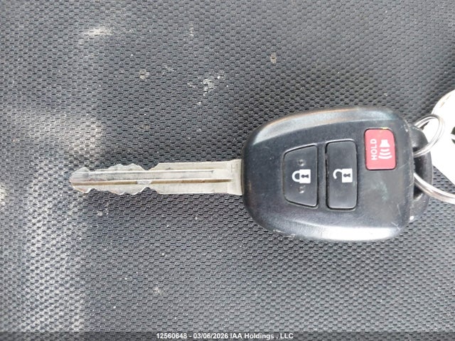 JTDKDTB35K1623732 Toyota PRIUS C