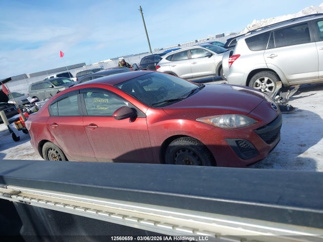 12560659 :رقم المزاد ، JM1BL1UF0B1413960 vin ، 2011 Mazda Mazda3 Gx مزاد بيع