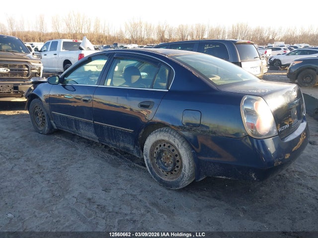 2005 Nissan Altima 2.5 S მანქანა იყიდება აუქციონზე, vin: 1N4AL11DX5C379880, აუქციონის ნომერი: 12560662