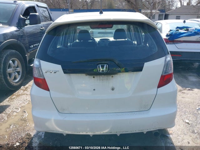 12560671 :رقم المزاد ، LUCGE8H53D3009242 vin ، 2013 Honda Fit Lx مزاد بيع