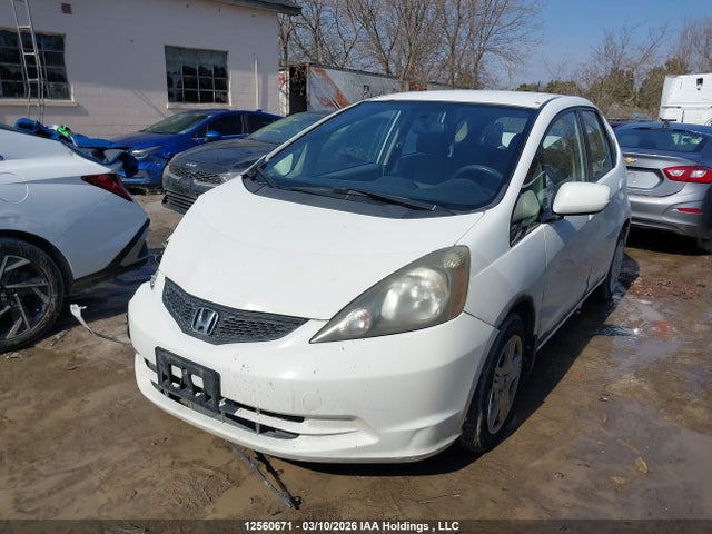 12560671 :رقم المزاد ، LUCGE8H53D3009242 vin ، 2013 Honda Fit Lx مزاد بيع