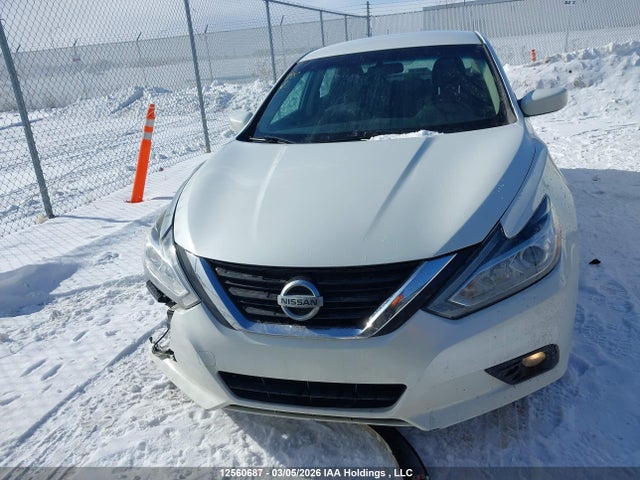 1N4AL3AP4HN328759 Nissan Altima 2.5/s/sv/sl/sr