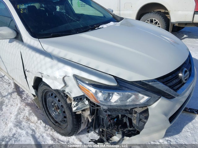 1N4AL3AP4HN328759 Nissan Altima 2.5/s/sv/sl/sr