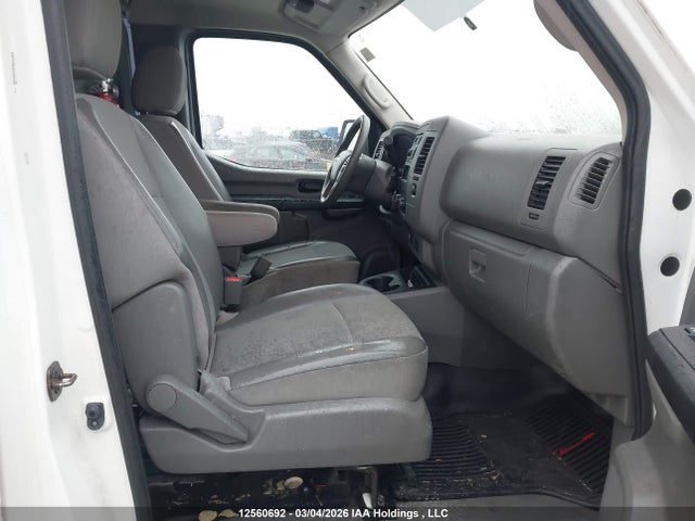 1N6BF0KM6HN803060 Nissan Nv Cargo Nv1500 S V6