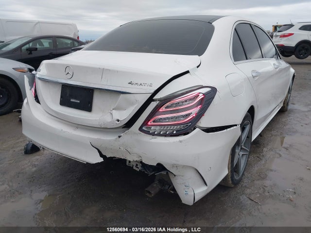 55SWF4KB9GU108206 Mercedes-Benz C 300 4matic