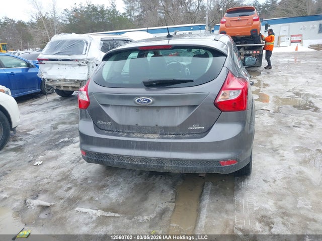 12560702 :رقم المزاد ، 1FADP3K29DL238310 vin ، 2013 Ford Focus Se مزاد بيع