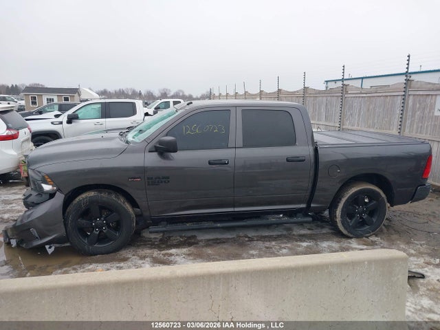3C6RR7KT2NG427011 RAM 1500 Classic Tradesman