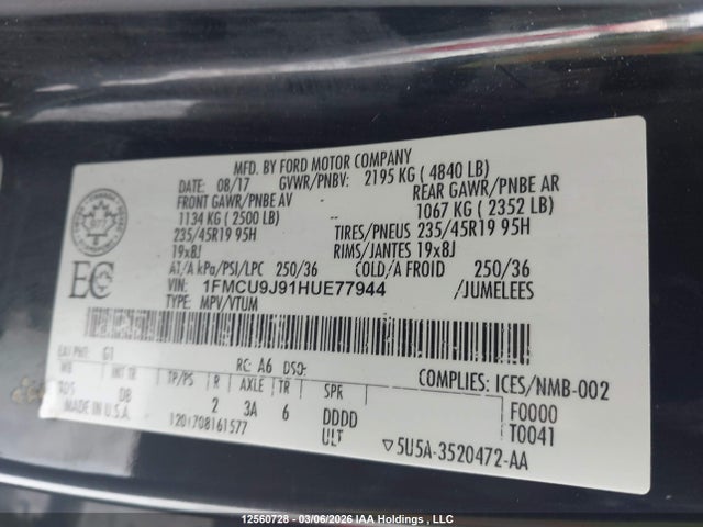 12560728 :رقم المزاد ، 1FMCU9J91HUE77944 vin ، 2017 Ford Escape Titanium مزاد بيع
