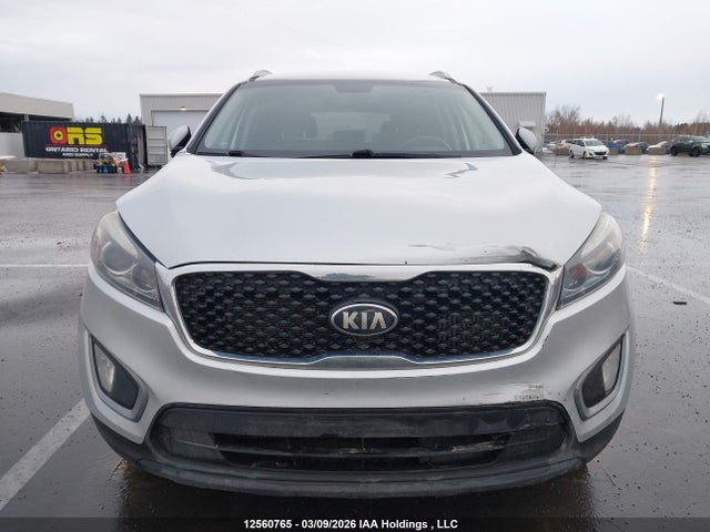 5XYPGDA18GG054725 KIA Sorento