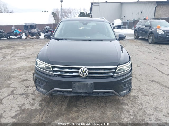 3VV4B7AX1KM134579 Volkswagen Tiguan Highline