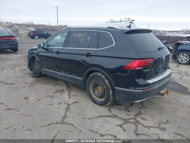 3VV4B7AX1KM134579 Volkswagen Tiguan Highline