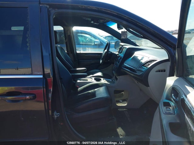 2C4RDGBG3ER311708 Dodge Grand Caravan Se/sxt