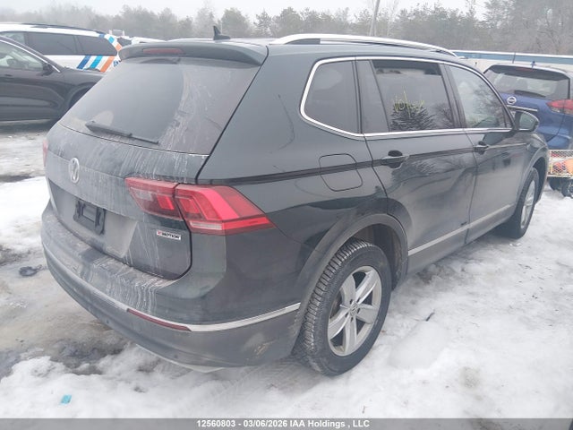 3VV4B7AX1LM065135 Volkswagen Tiguan Sel Premium R-line