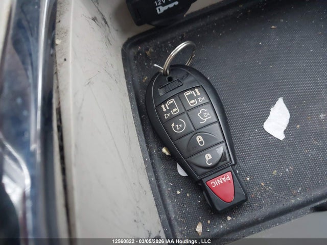 2C4RC1CG9ER387495 Chrysler Town &amp; Country Touring-l