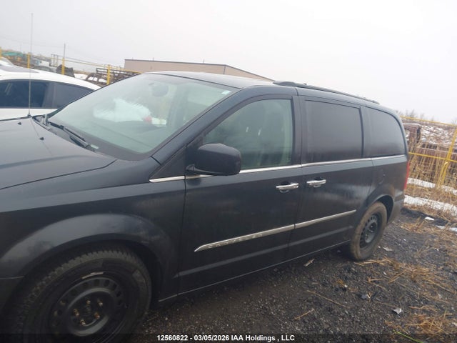 2C4RC1CG9ER387495 Chrysler Town &amp; Country Touring-l