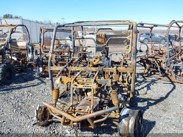 5Y4AN14W4JA300363 Yamaha Yxf850 Es