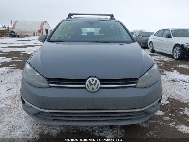 3VW117AU4JM766403 Volkswagen Golf Sportwagen 1.8 Tsi Comfortline/1.8 Tsi Trendline